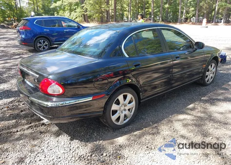 2006 Jaguar X-Type 3.0 z USA, uszkodzony, nr VIN SAJWA51A46WE78279